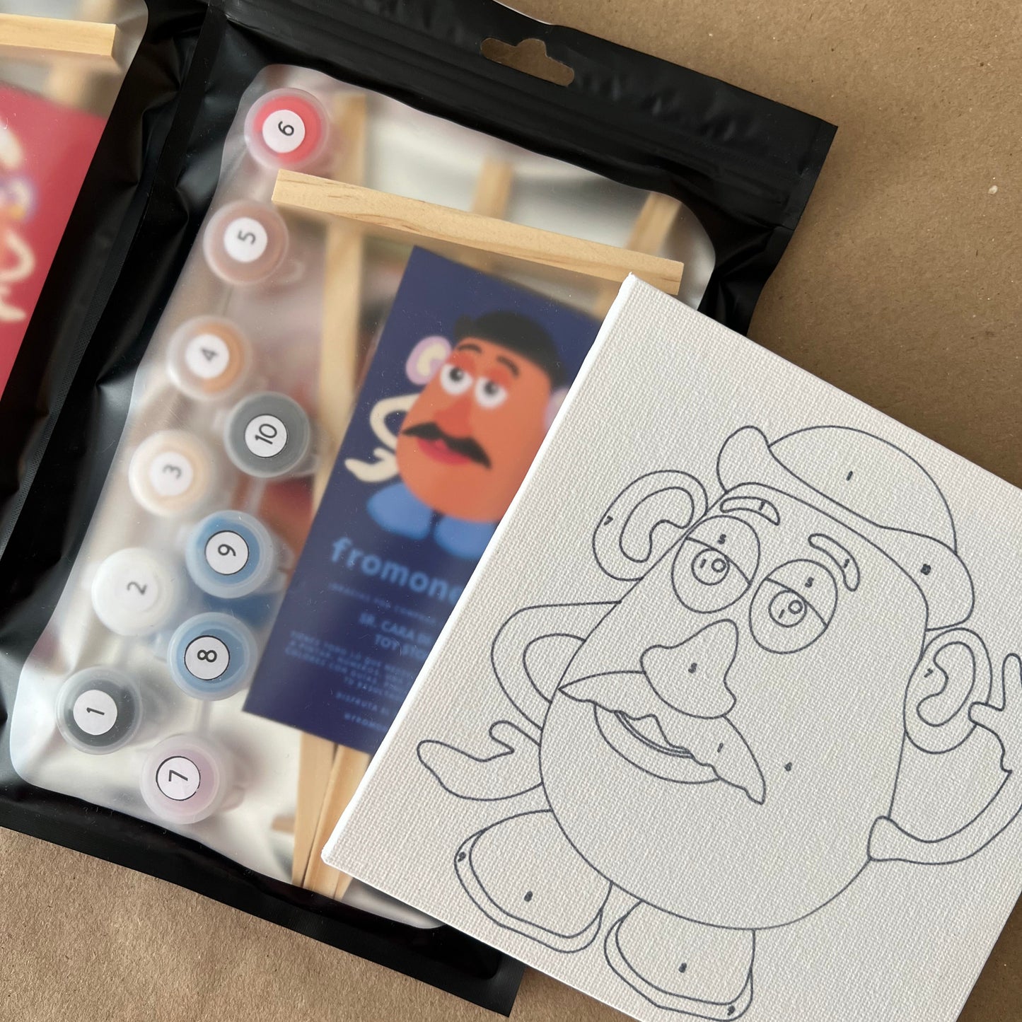 SR. & SRA CARA DE PAPA